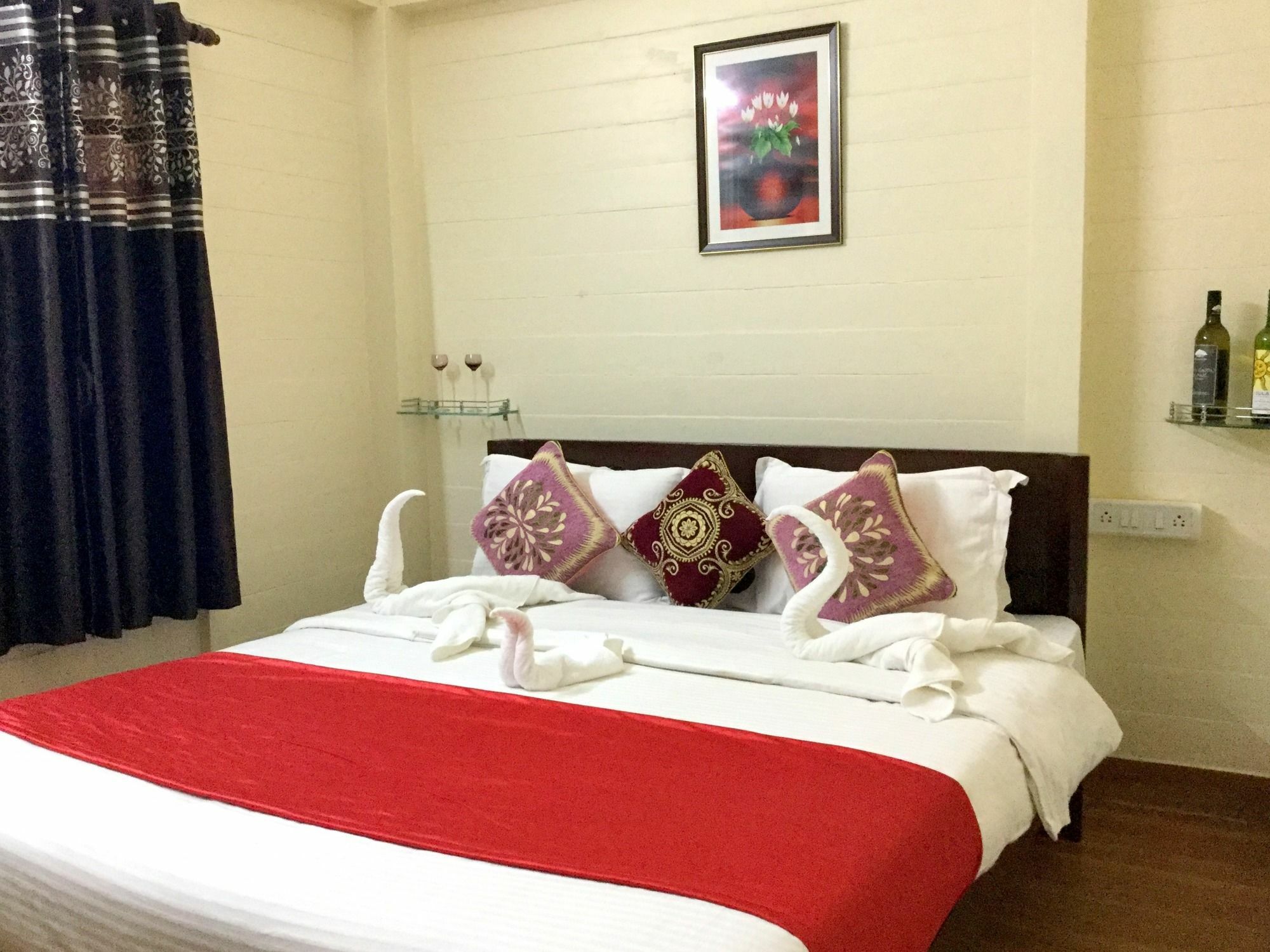 Morjim Queen Beach Resort Esterno foto